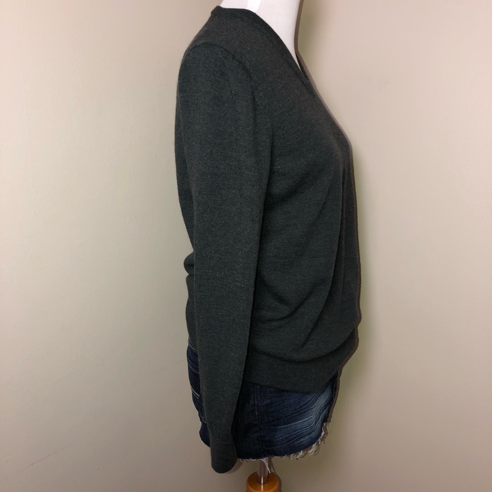 Everlane 100% Soft Wool V-Neck Sweater,Sz-XL,Color-Heathered Olive Grn/Black - Picture 4 of 11